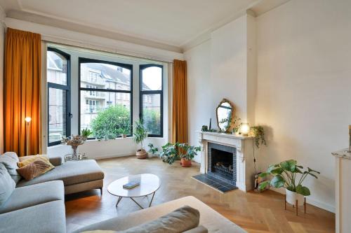Niel Casa | De parel van TOMORROWLAND