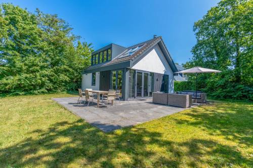 Den Burg Villa | De Wadden Parel - Villa 184