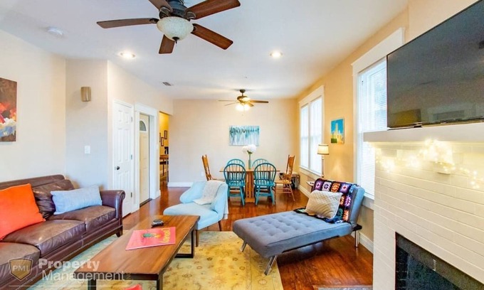 Hyde Park Apartamento | Dead Poets Society- U of Tampa Flat in N Hyde Park