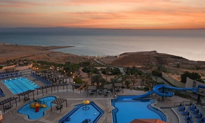 Sweimeh Hotel | Dead Sea Spa Hotel