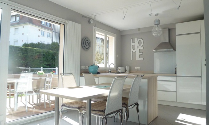 Deauville City Centre Apartamento | DEAUVILLE, / JARDIN 5 CAMAS. 5 min DE LA MAR / nueva apariencia