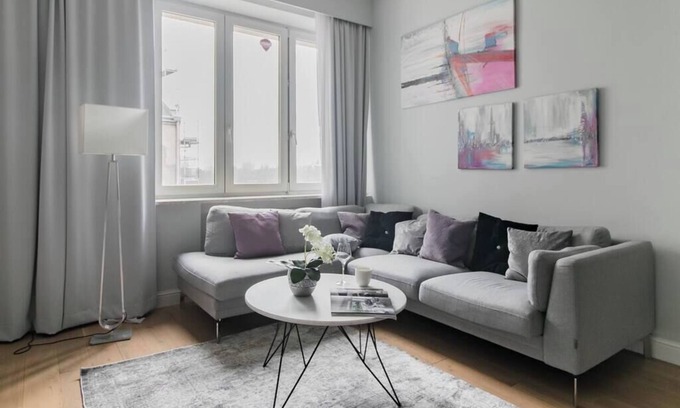Srodmiescie Południowe Apartamento | Decadent DeLux Comfort in the Heart of Warsaw