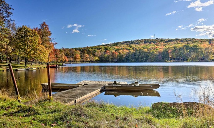Locust Lake Village Casa | Deck and Screened Porch Pocono Lake Vacation Rental