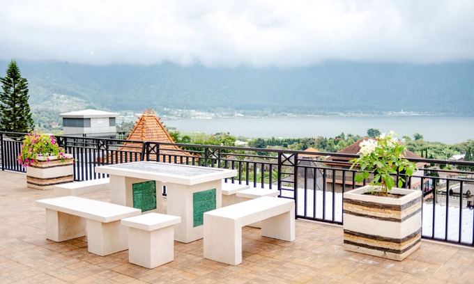 Candikuning Hotel | dedanau Hotel