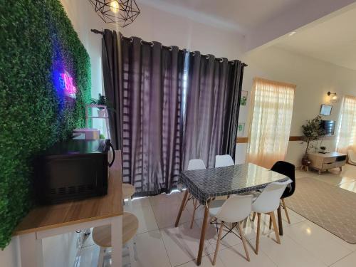 Hutan Kampung Casa | Deen Paddy View Wifi 3 Airconds