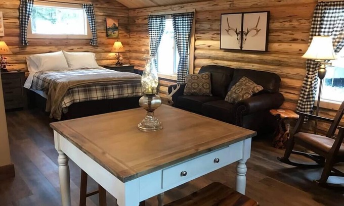 Kila Cabina | Acogedora cabaña de madera en un bosque tranquilo