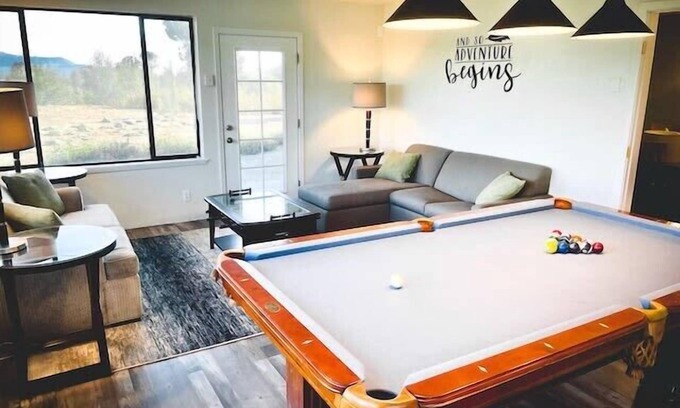 Ahwahnee Casa | Deer Haven/Hot Tub/Foosball/Pool Table