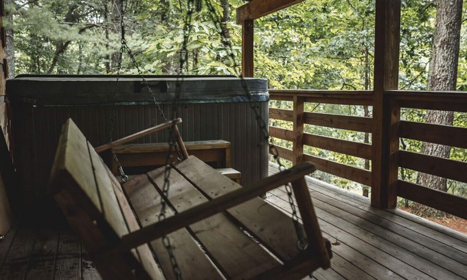 Purlear Cabina | Deer Run Cabin | Hot Tub