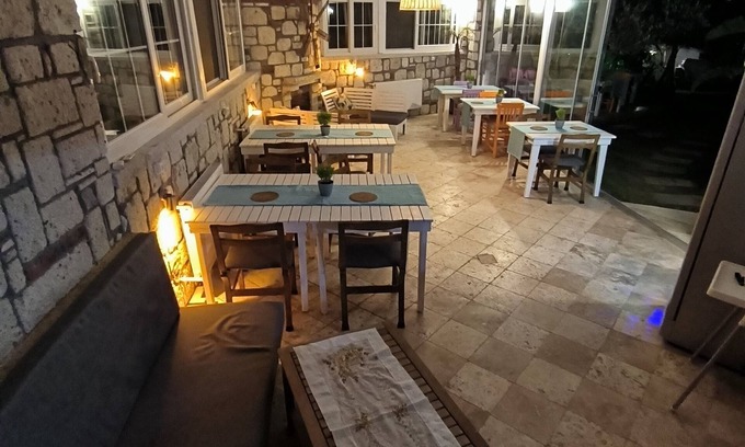 Alacati Hotel | Degirmenli Konak