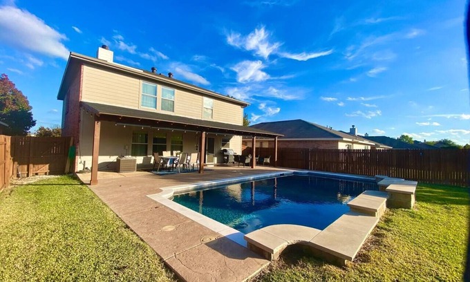 Keller Casa | ¤°The Coastal Breeze°¤Pets Ok/Grill/Swimming Pool