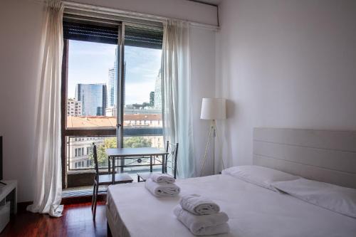 Porta Nuova Apartamento | DeHomes - Porta Nuova Business Studios