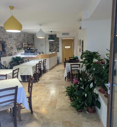 Santu Lussurgiu Cama Y Desayuno | Deiana affittacamere e pizzeria