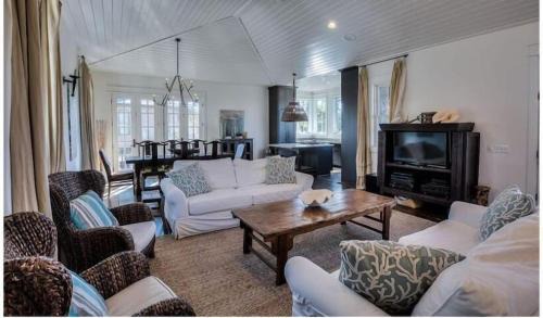 Rosemary Beach Casa | Dejarnette Cottage