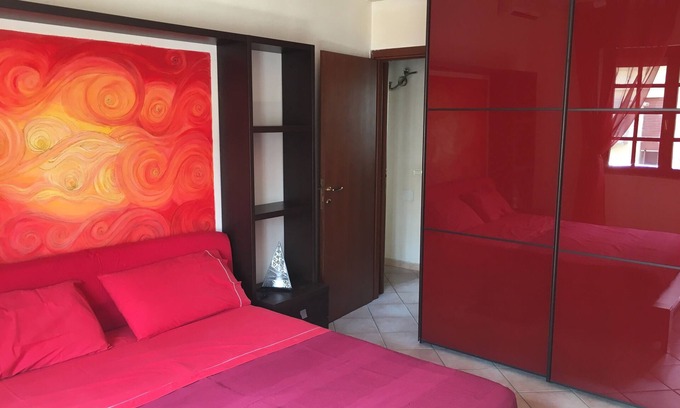 Civitavecchia Apartamento | Il DelfinoOld Town Flat, Hi-Tech, SPA, Terminal de cruceros y estación de tren