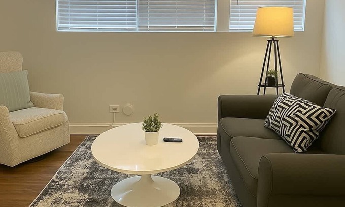 Ravenswood Apartamento | Delightful 1BR Apt in Ravenswood