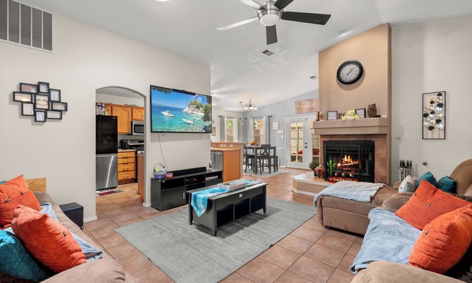 Paradise Hills Civic Casa | Delightful 3 bedroom home in Albuquerque