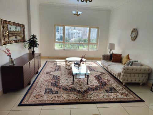 Al Majaz Apartamento | Delightful 3Bedroom Family Apartment
