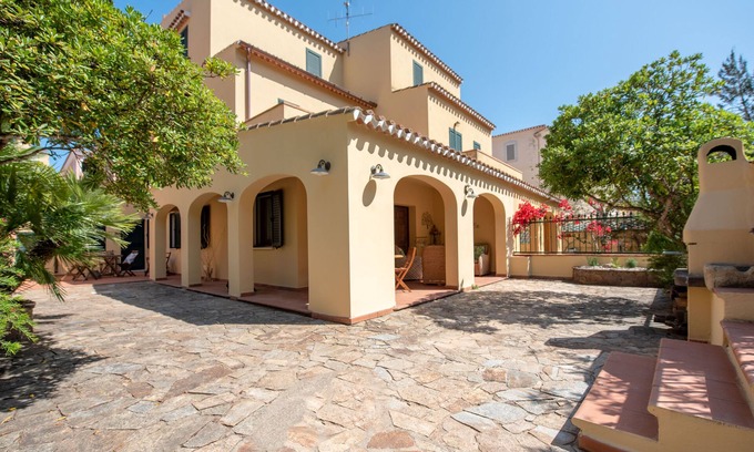 Sos Alinos Apartamento | Encantador apartamento Golfo Orosei [con terraza]