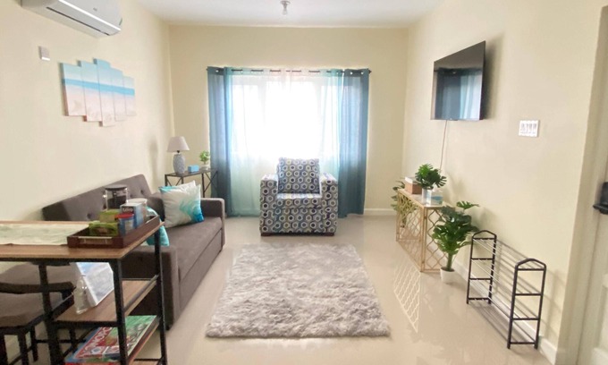 Portmore Apartamento | Delightful, brand new, Bayfront apartment in sunny Portmore