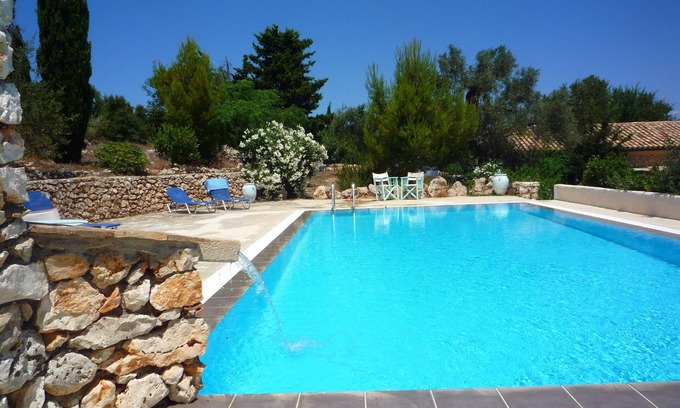 Skinaria Villa | Encantadora villa de campo, piscina privada, cerca del mar, tranquila Skinaria, Zante.