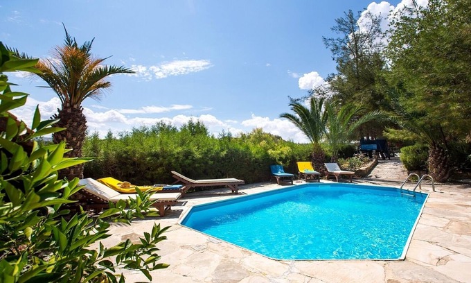 Miliou Villa | Villa Angela - En Miliou Village, piscina privada y espectaculares vistas a los campos de cítricos - WiFi gratis