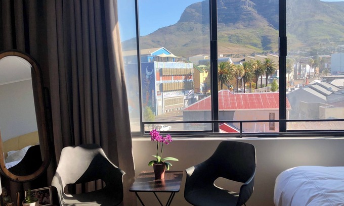 Salt River Apartamento | Delightful studio in Woodstock, Cape Town perfect for Couples and Digital Nomads