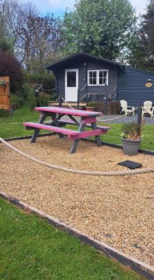 Clonroche Apartamento | Delightful Studio Log Cabin , with Sauna