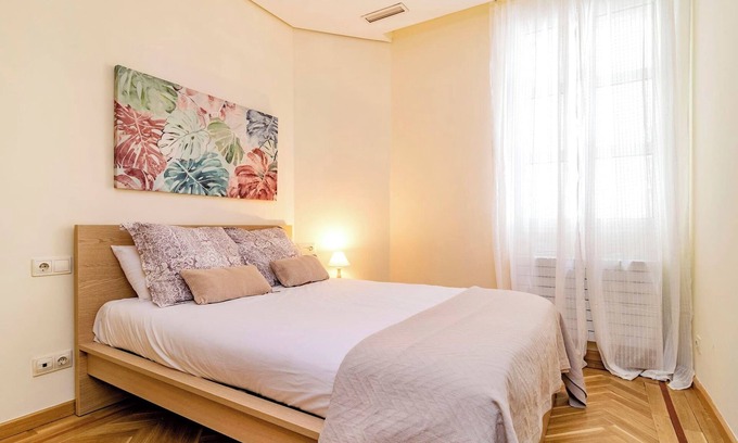 Castellana Apartamento | Deluxe Apartment Velazquez Suites II