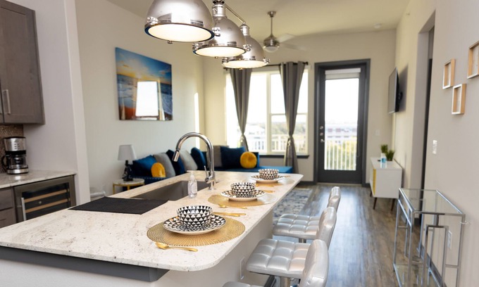 Fort Worth Cultural District Apartamento | Deluxe Apt minutes away from the stock yards,Dickies arena, Restaurant and more!