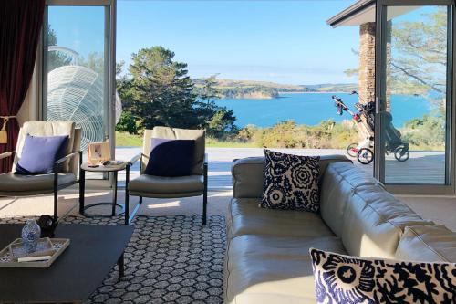 Gulf Harbour Casa | Deluxe Coastal Home & Award-winning Golf