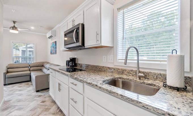 Ocean City Cabaña | Deluxe Cottage - 2 Bedroom Cabin 1 - Deluxe Cottage with two bedrooms.