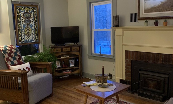 Glendale Casa | Deluxe cottage retreat!