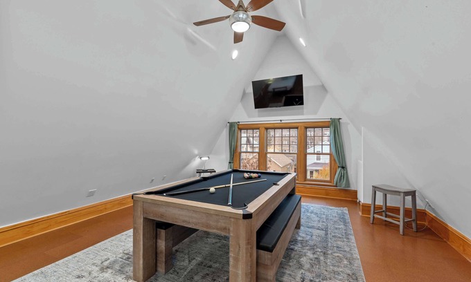 East Town Casa | Deluxe Dwelling 4Br, 2Ba| Sunlit, Spacious, Serine