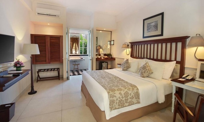 Petitenget Casa | Deluxe Garden Near Beach + Desayuno