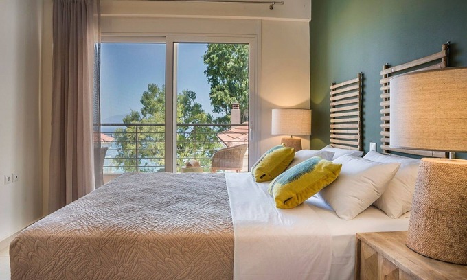 Karavomylos Villa | Apartamento Deluxe Cefalonia | Apartamento Menta | 1 dormitorio | piscina | Vista al mar | Karavomil