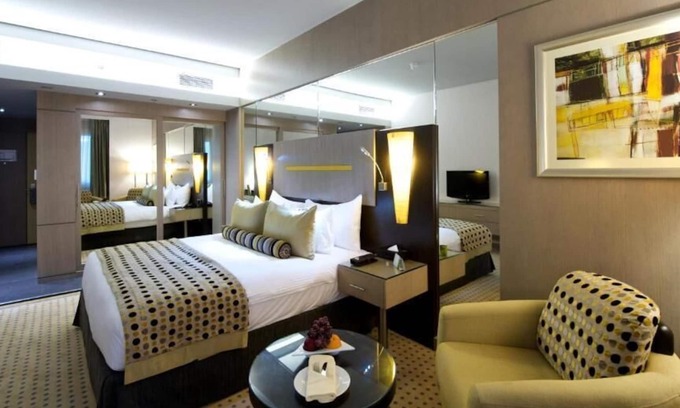 Al Qusais Casa | Deluxe Room In Al Qusais 3 By Luxury Bookings