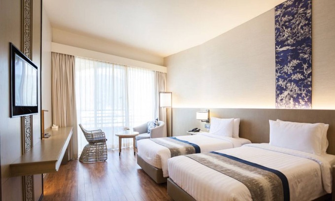 Patong Hotel | Habitación DELUXE, vista parcial al mar # 06