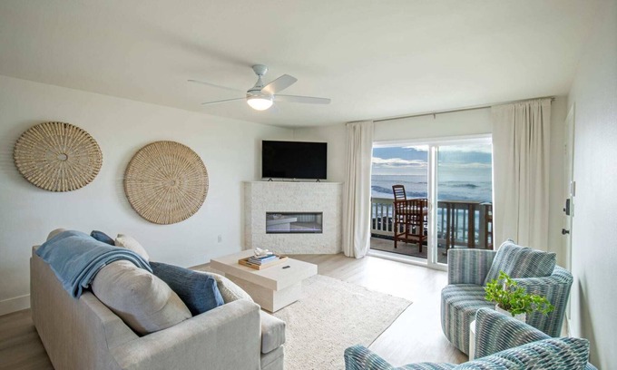 Shelter Cove Condominio | Deluxe Suite | Full Kitchen | Jacuzzi | Rm 9