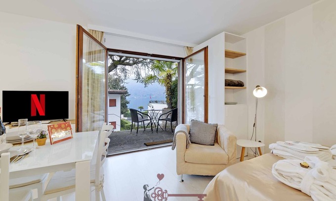Bigogno Apartamento | Deluxe Suite in Morcote
