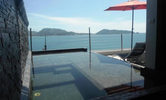Patong Complejo | Suite Deluxe con jacuzzi en Patong (B)