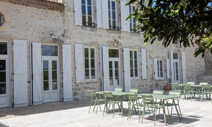 Vertheuil Casa | Demeure Avec Piscine au Coeur du Médoc Entre Vignes et Océan