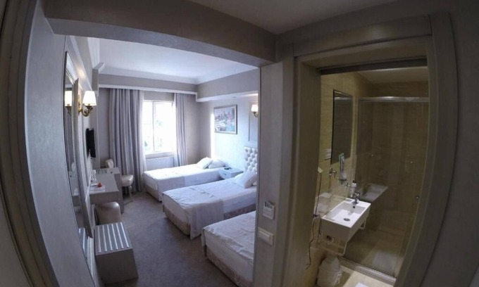 Rasimpasa Hotel | Deniz Otel