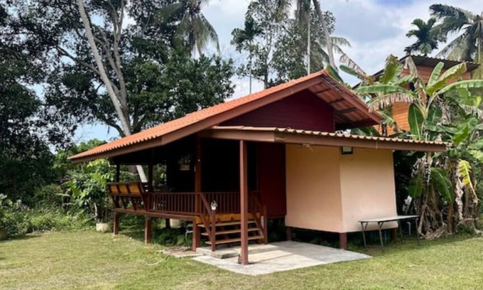 Wok Tum Casa | Deniz’s Lakeside Retreat II