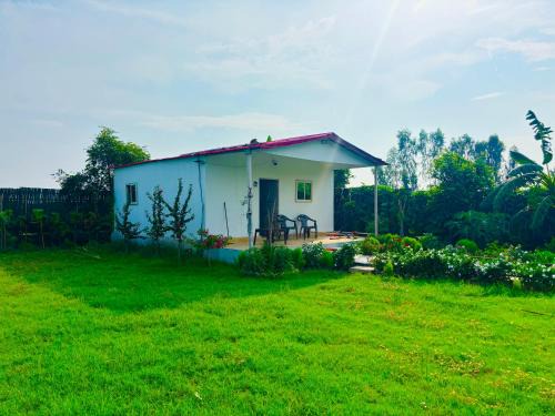 Noida Otro | Deo farms