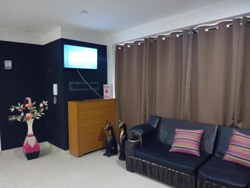 Cusco Apartamento | Departamento con 2 dormitorios, cochera, y hasta 5 huesped
