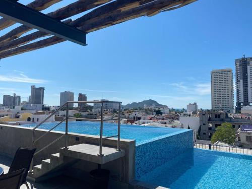 Zona Dorada Apartamento | Departamento de lujo con alberca cerca de la playa