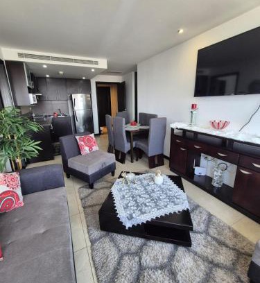 Puerto Santa Ana Apartamento | Departamento Doble con vista a la ciudad y Rio