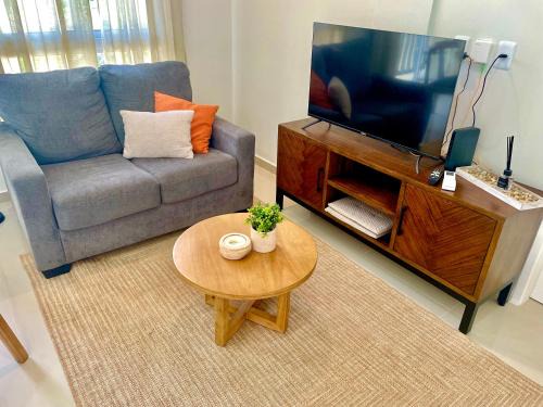 Fernando De La Mora Apartamento | Departamento de 1 habitación con amenities, cerca del eje corporativo