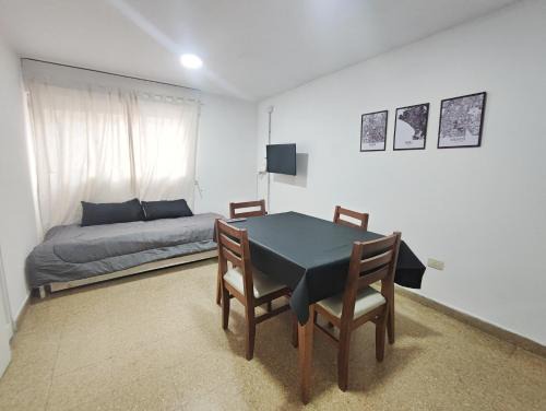 Cordoba Apartamento | DEPARTAMENTO SIMPLE CALLE CASEROS A POCAS CUADRAS DEL CENTRO Y A UNA CUADRA DEL SHOPPiNG