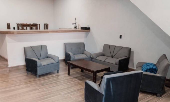 El Arenal Apartamento | Departamento Las Piedras (En Ruta del Tequila y Puerta del Paisaje Agavero)